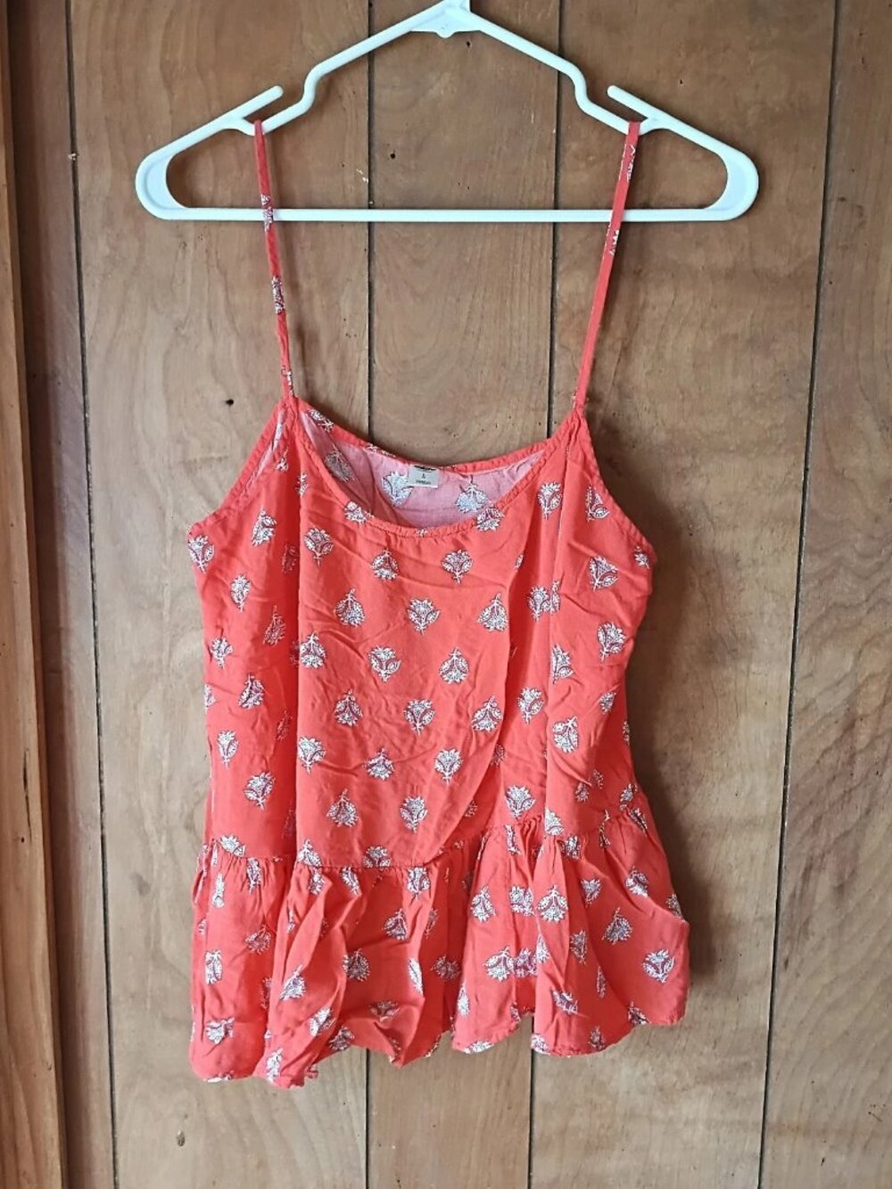 Old Navy Coral Floral Spaghetti Strap Peplum Tank Top (Size Large, Rayon)